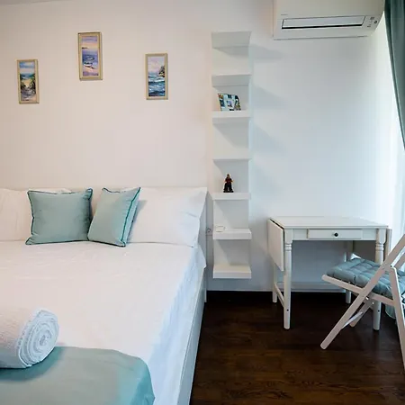 Appartamento Stylish 1-bd In St Constantine And Helena By Flat Mаnager