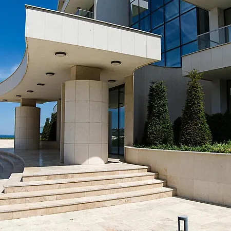 Stylish 1-bd In St Constantine And Helena By Flat Mаnager * St Constantin et Helena